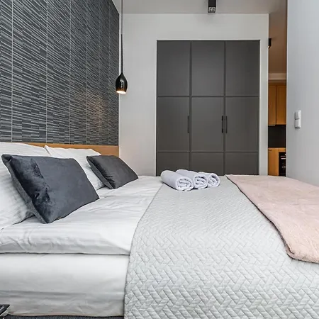 Baltiq Plaza - Billberry *